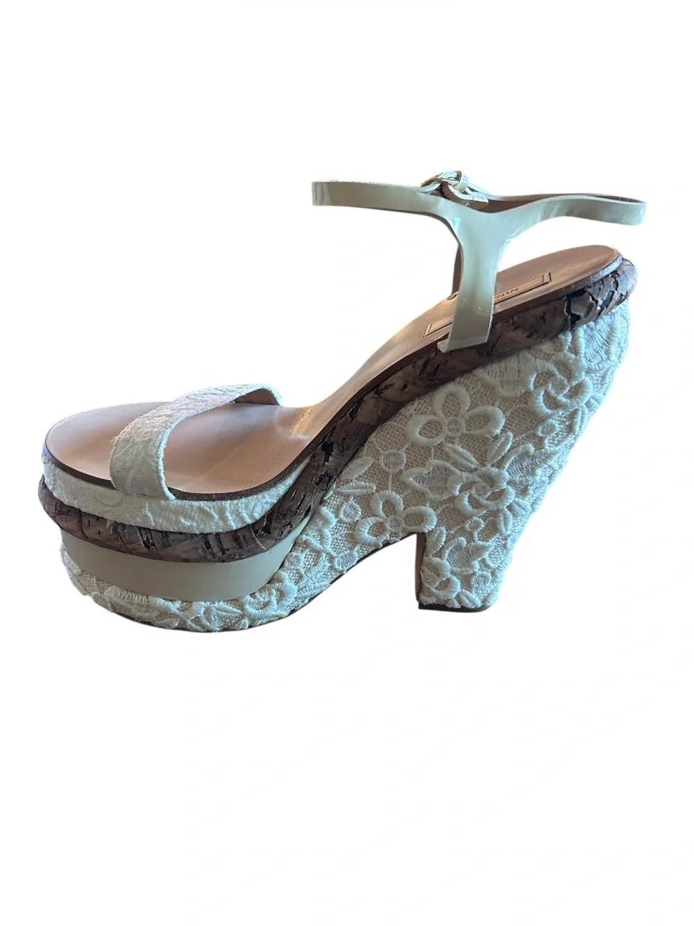 Nina Ricci NR18119 Ivory Floral Embroidered Platform Wedge Sandals Size 40 US 10